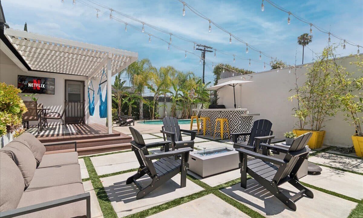 Photo of Patio Balcony in Valley Glen
