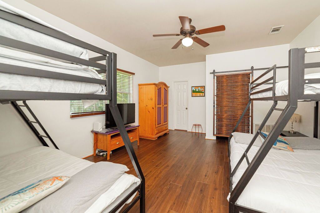 Photo of Bedroom in Waveland