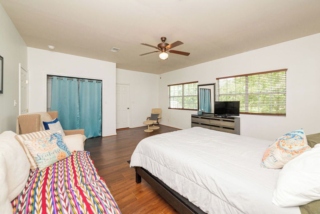 Photo of Bedroom in Waveland