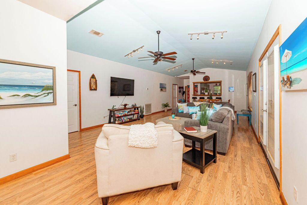 Photo of Livingroom in Waveland