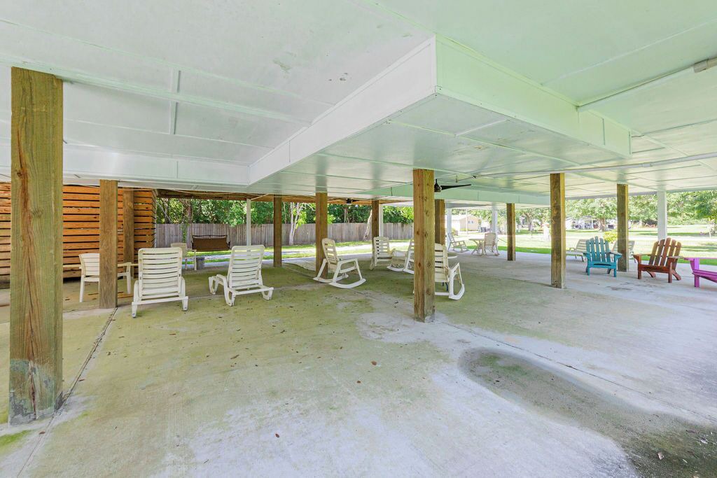 Photo of Patio Balcony in Waveland