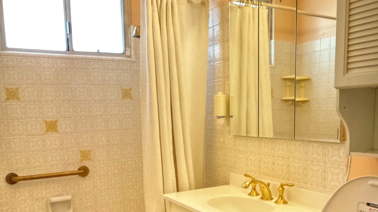 Photo of Bathroom in Covina