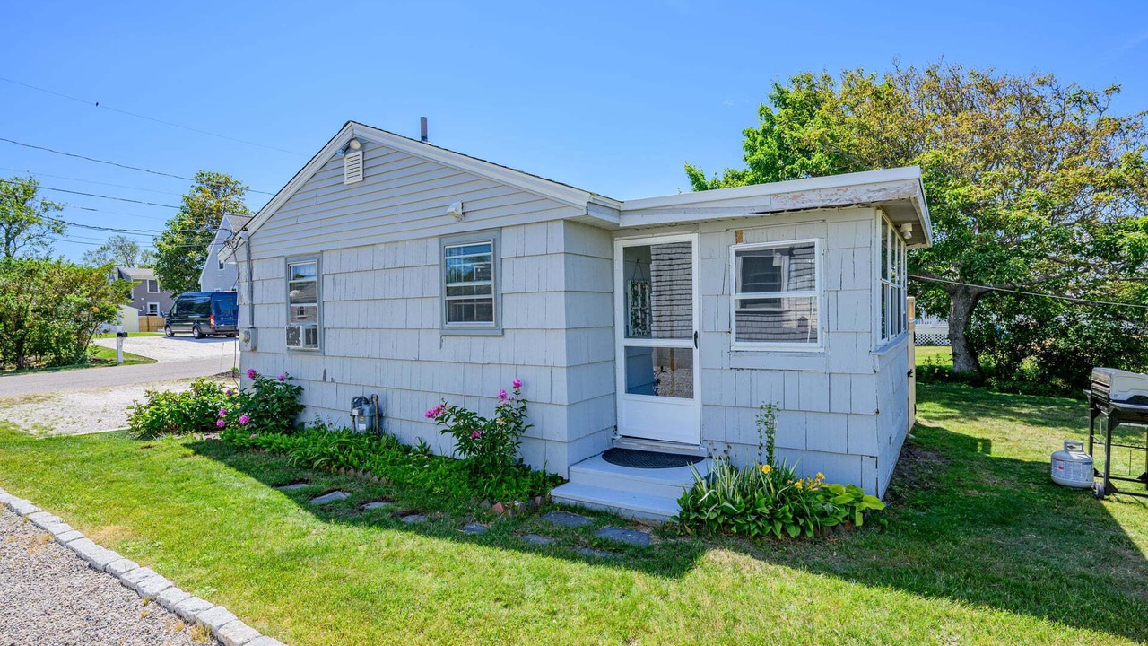 Photo of Outdoor in Sandwich