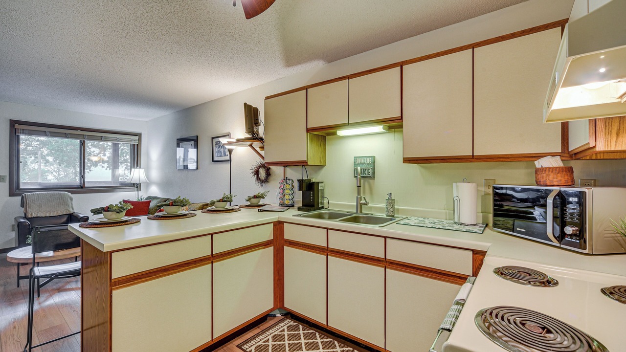 Photo of Kitchen in Siren