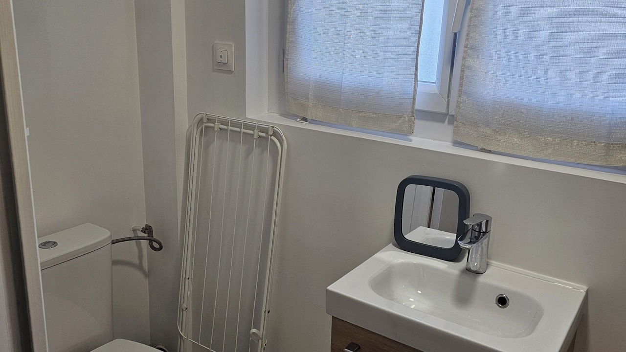 Photo of Bathroom in Palaiseau