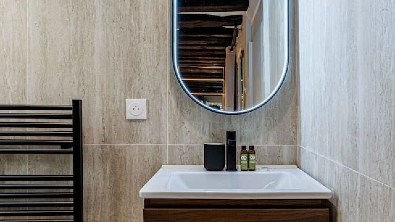 Photo of Bathroom in 4th Arrondissement