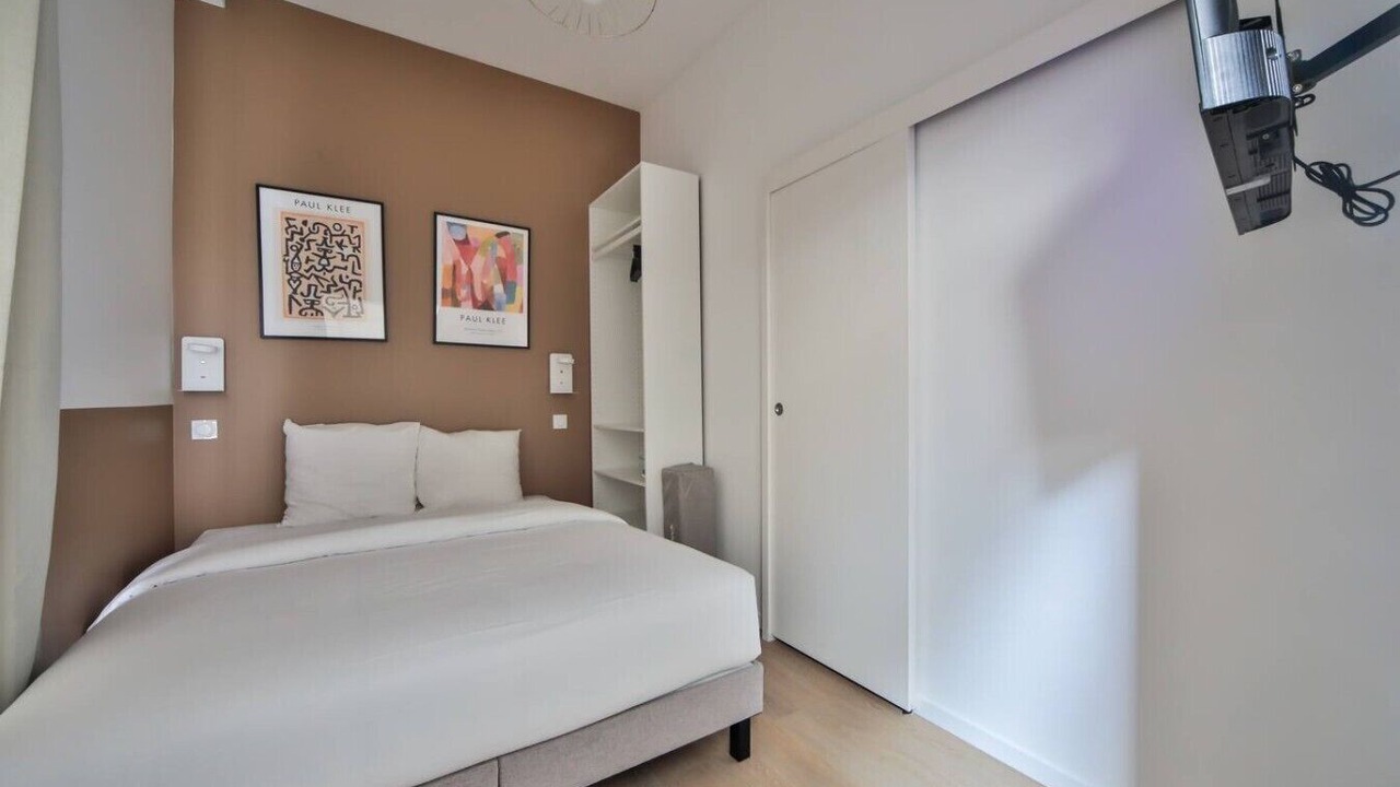 Photo of Bedroom in 15th Arrondissement
