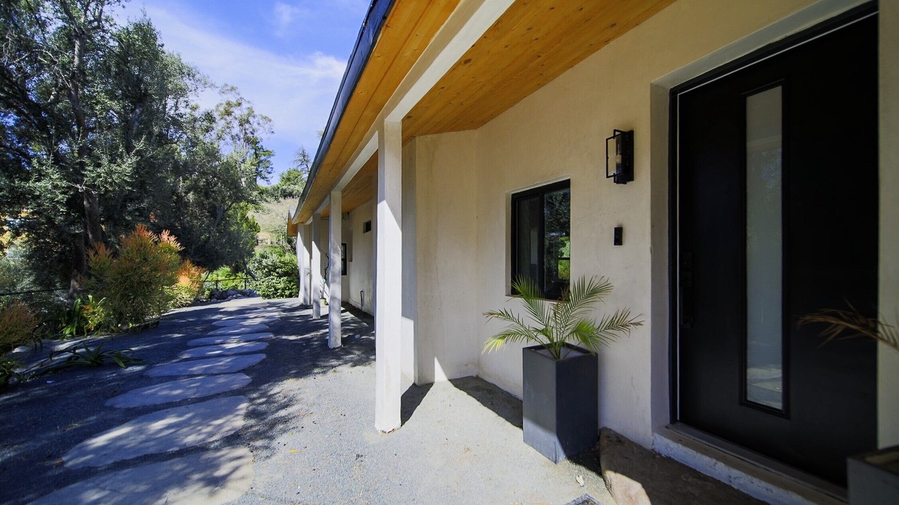 Photo of Outdoor in Sunland-Tujunga