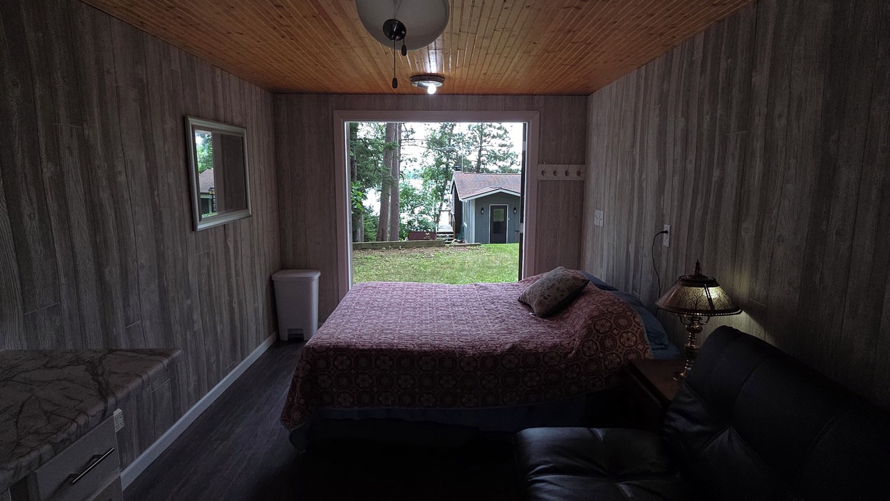 Photo of Bedroom in Emily
