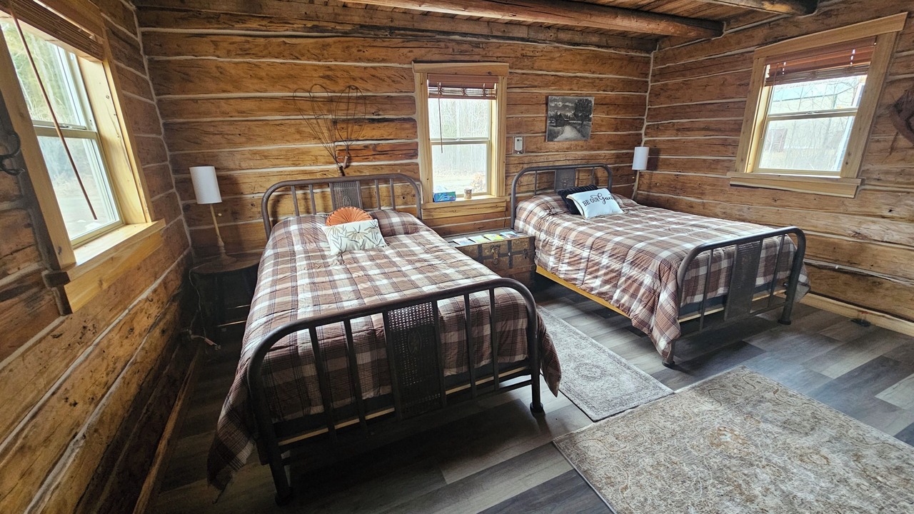 Photo of Bedroom in Forbes