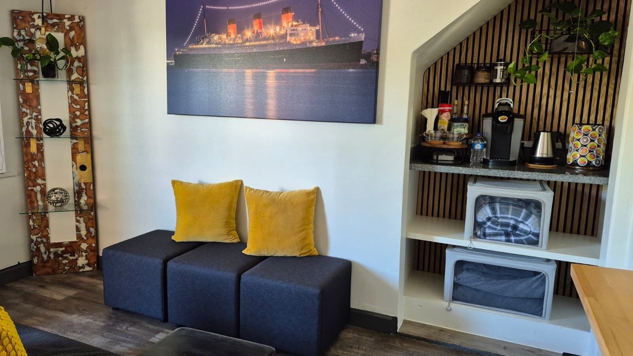 Photo of Livingroom in Eastside