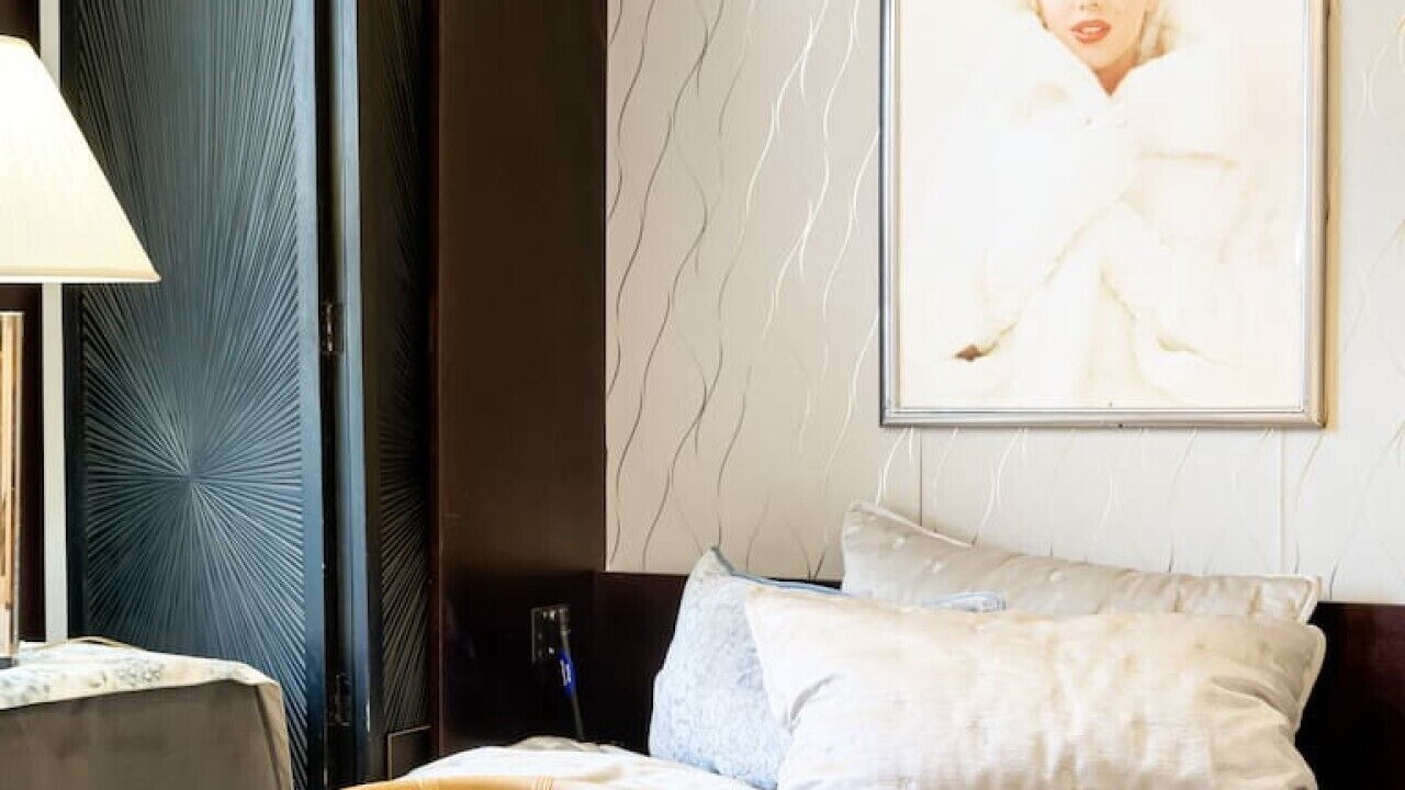 Photo of Bedroom in West Hills