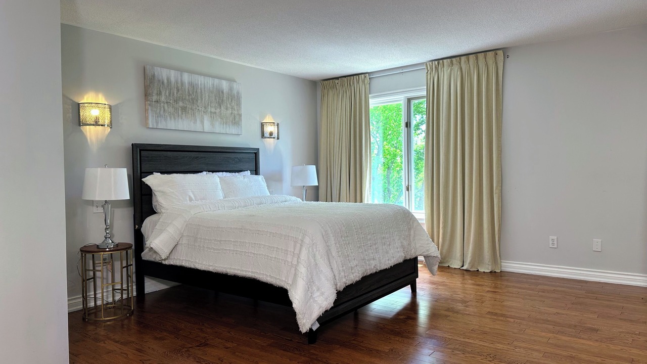 Photo of Bedroom in Colborne