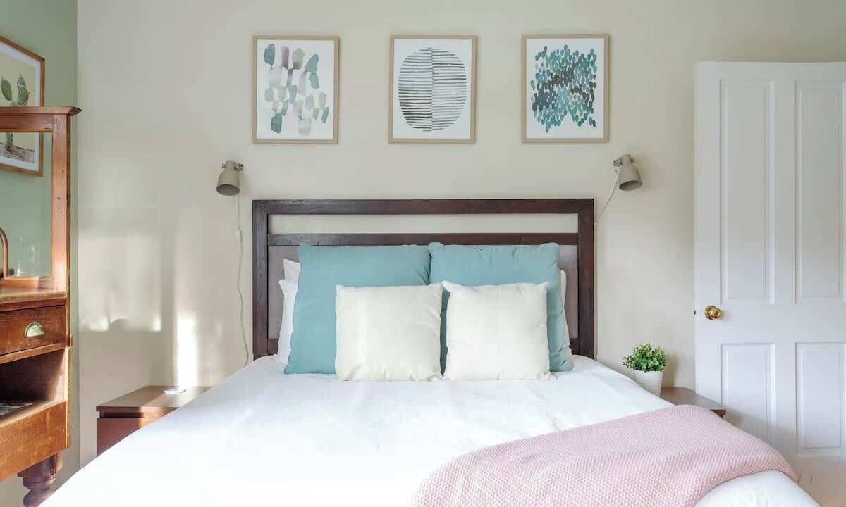 Photo of Bedroom in Van Nuys
