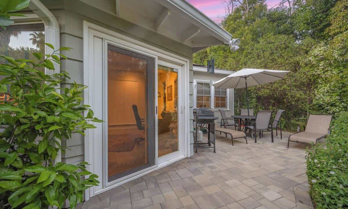 Photo of Outdoor in Van Nuys