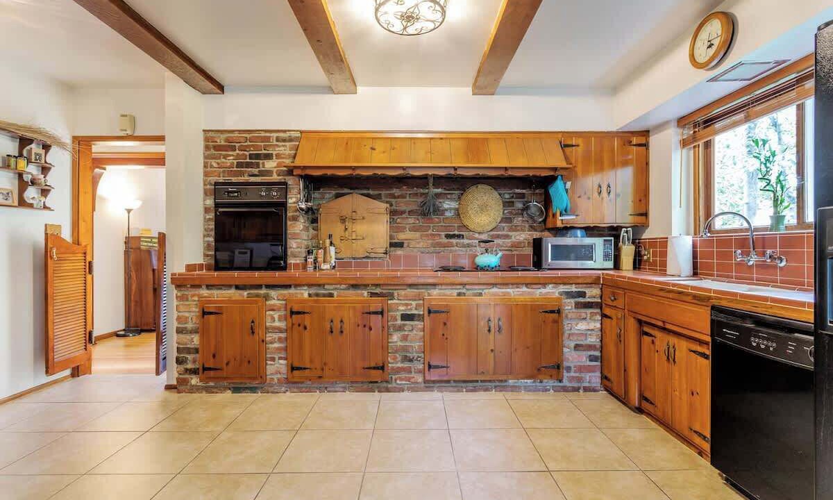 Photo of Kitchen in Van Nuys