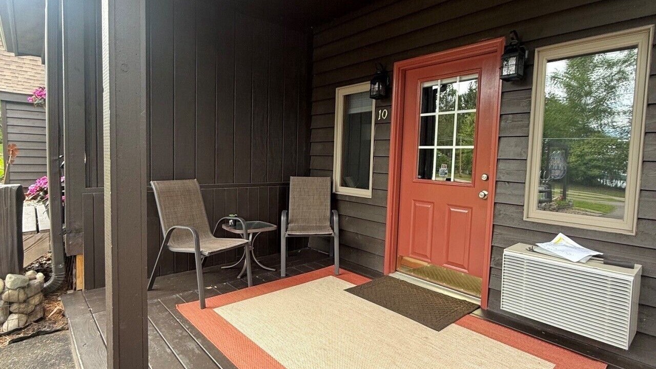 Photo of Outdoor in Lake Shore