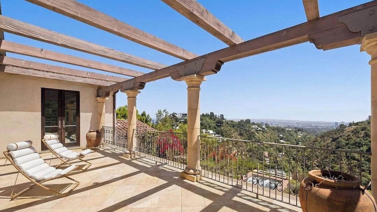 Photo of Patio Balcony in Bel Air