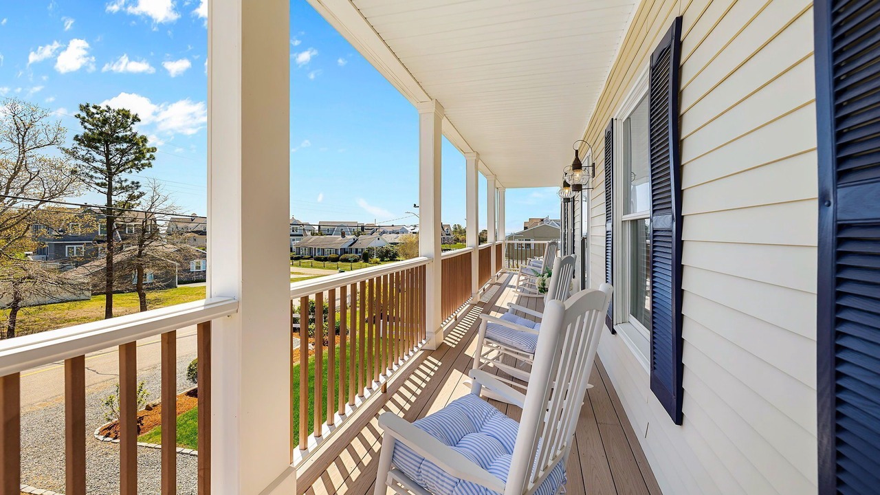 Photo of Patio Balcony in Popponesset