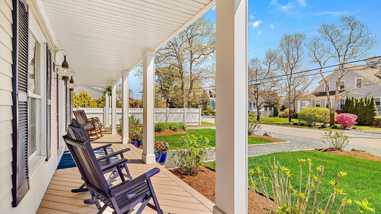 Photo of Patio Balcony in Popponesset