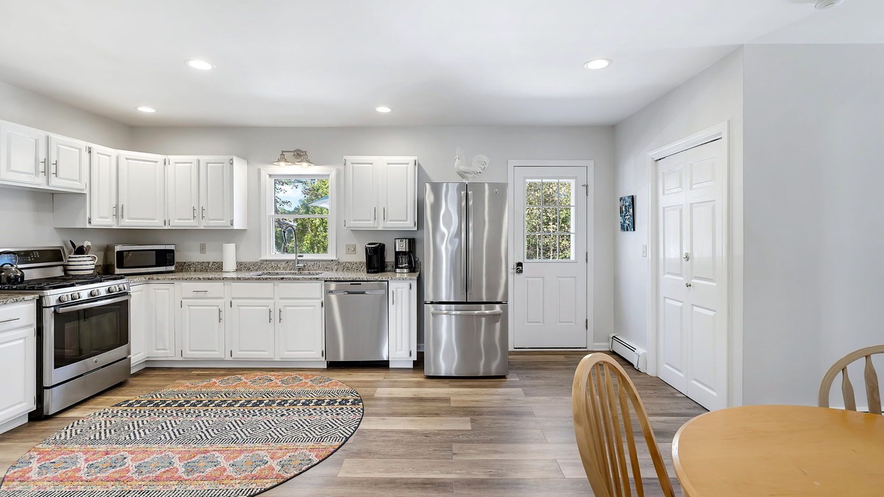 Photo of Kitchen in Popponesset