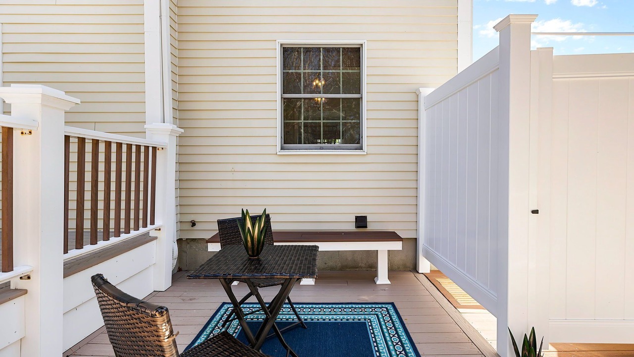 Photo of Patio Balcony in Popponesset