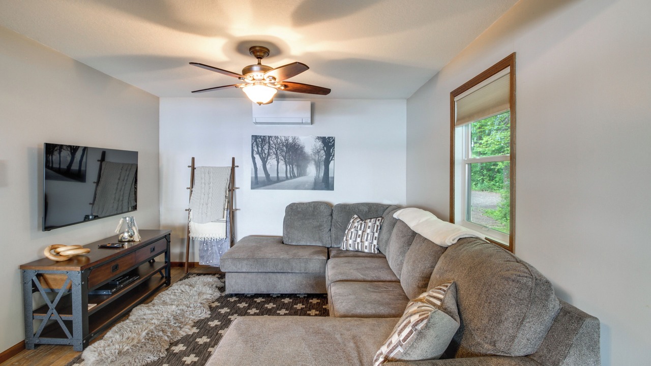 Photo of Livingroom in Aitkin