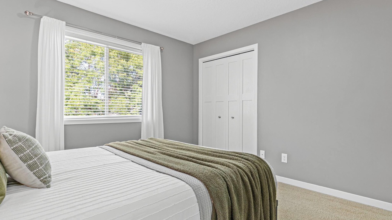 Photo of Bedroom in Blaine
