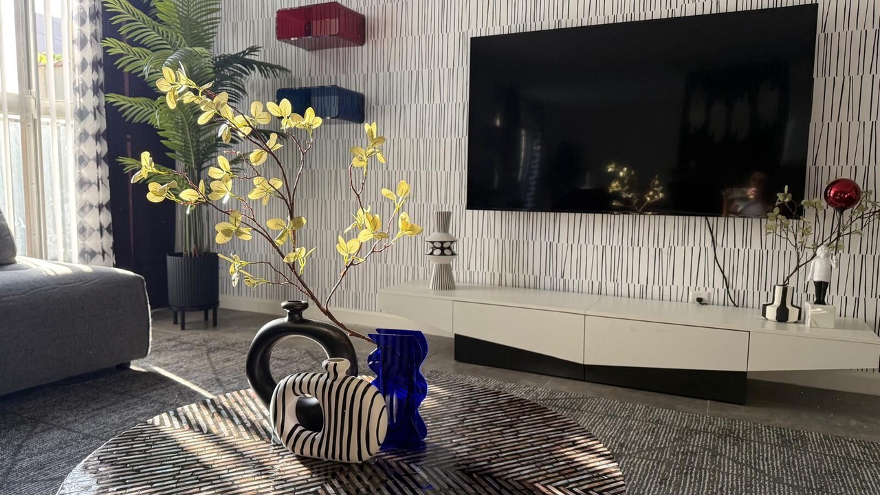 Photo of Livingroom in Pico - Robertson