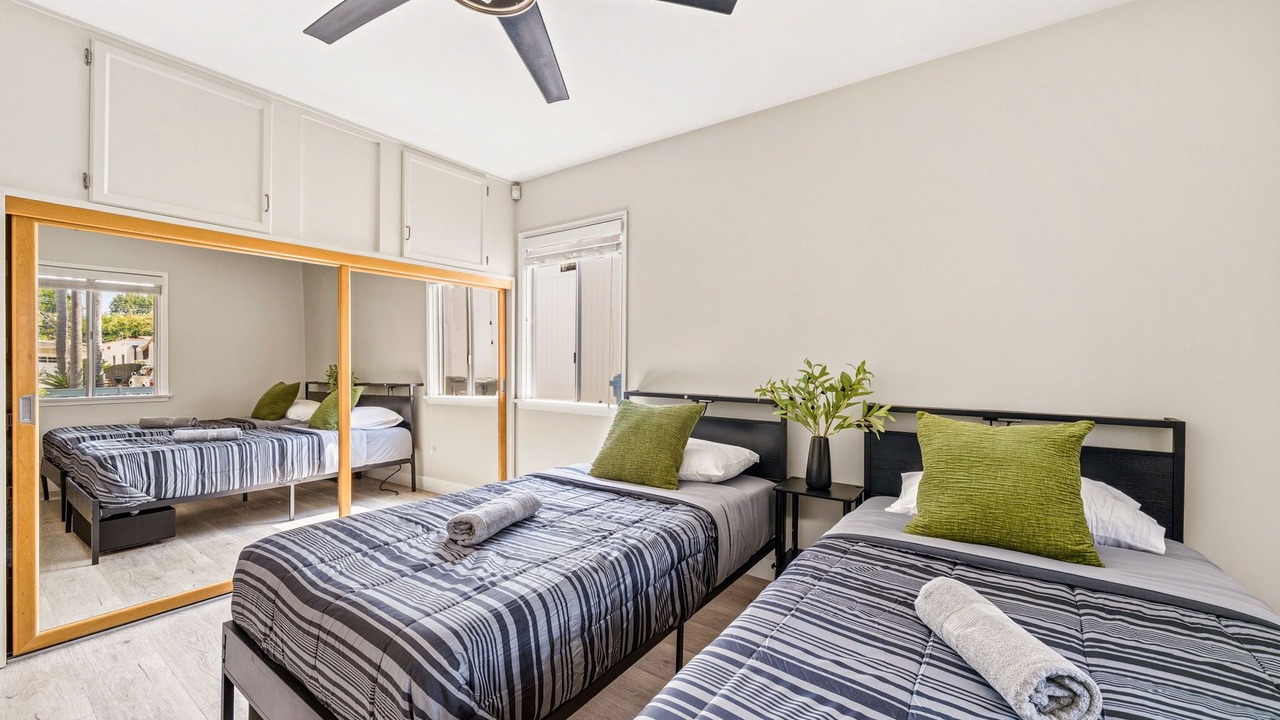Photo of Bedroom in Toluca Lake
