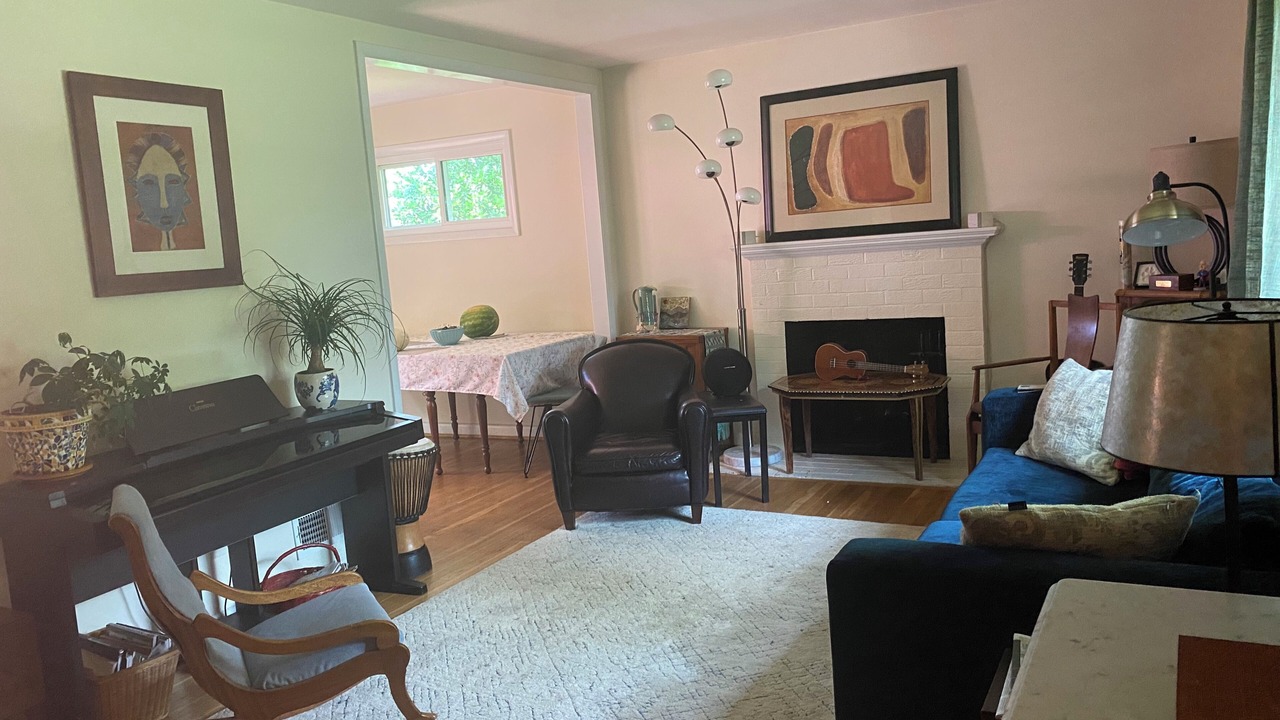 Photo of Livingroom in North Bethesda