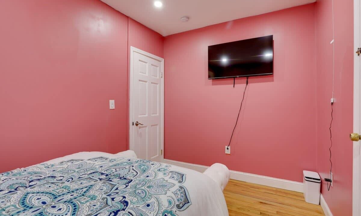 Photo of Bedroom in Milton