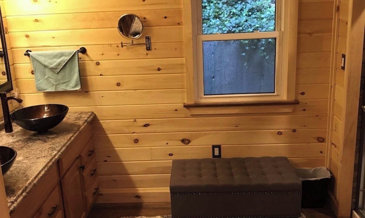 Photo of Bathroom in Carroll Valley