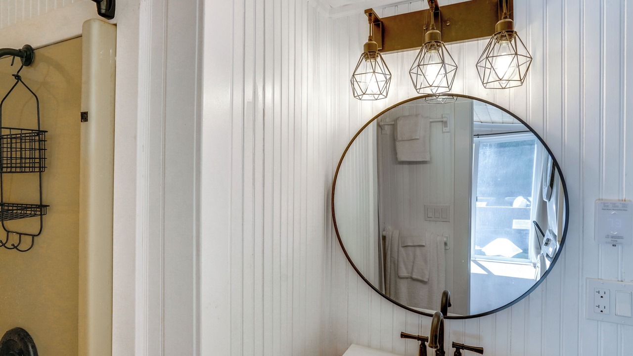 Photo of Bathroom in Monroe Bridge