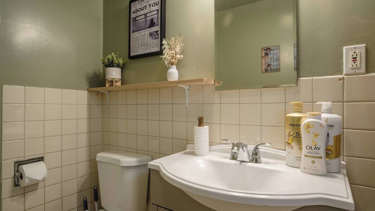 Photo of Bathroom in Pasadena