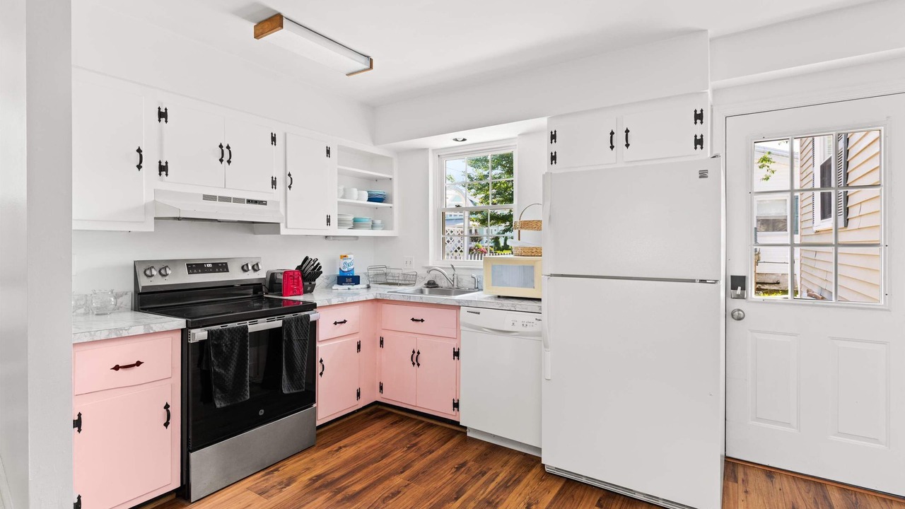 Photo of Kitchen in Little Salisbury