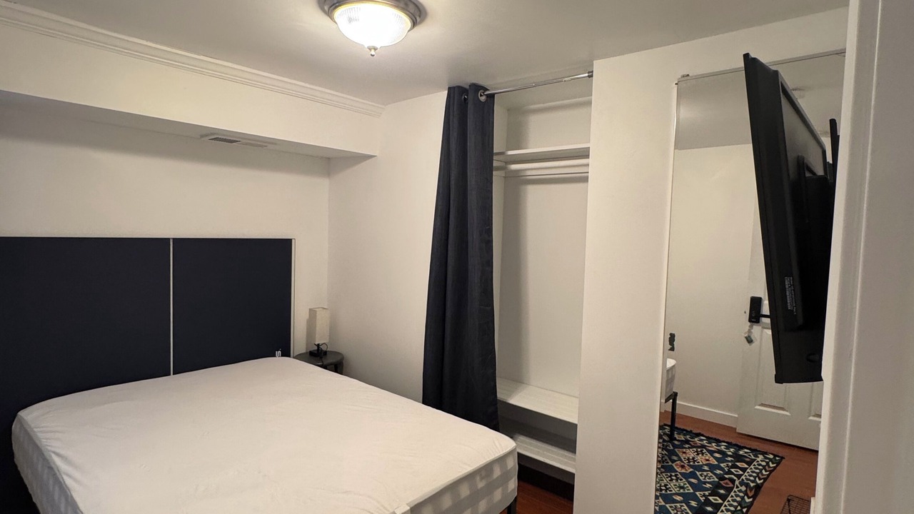 Photo of Bedroom in Brightwood Park