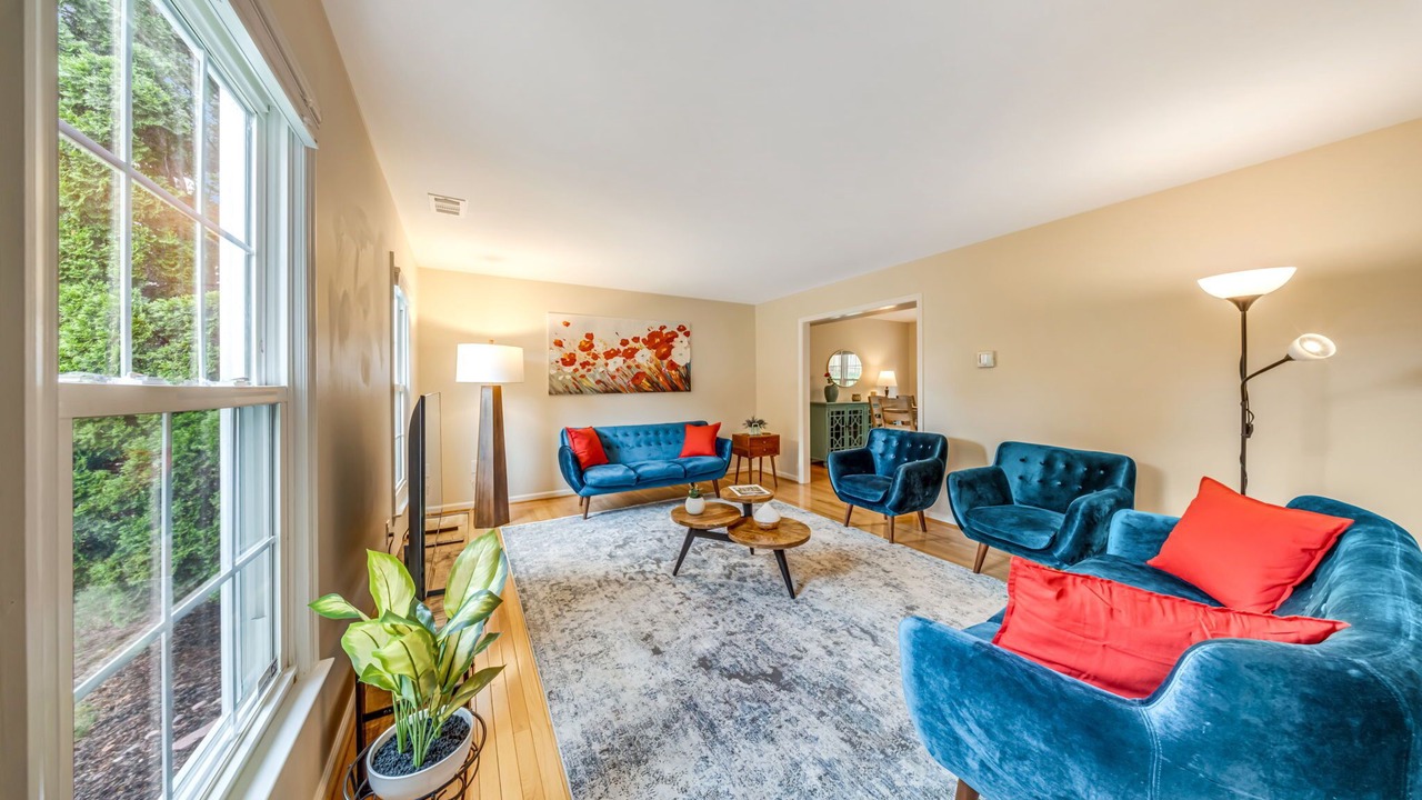 Photo of Livingroom in Herndon