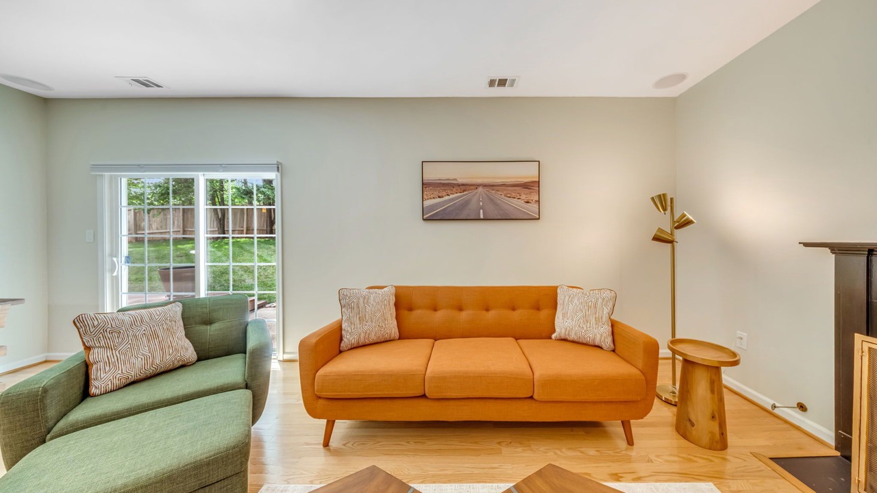 Photo of Livingroom in Herndon