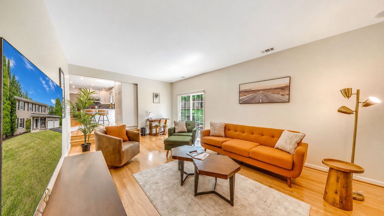 Photo of Livingroom in Herndon