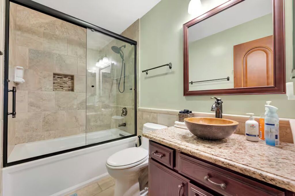 Photo of Bathroom in Hollywood Beach