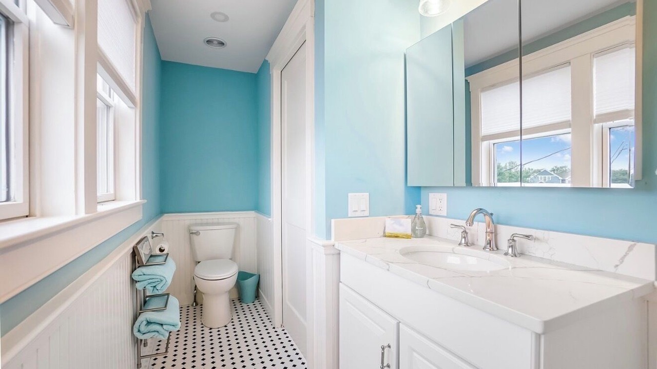 Photo of Bathroom in Sandwich