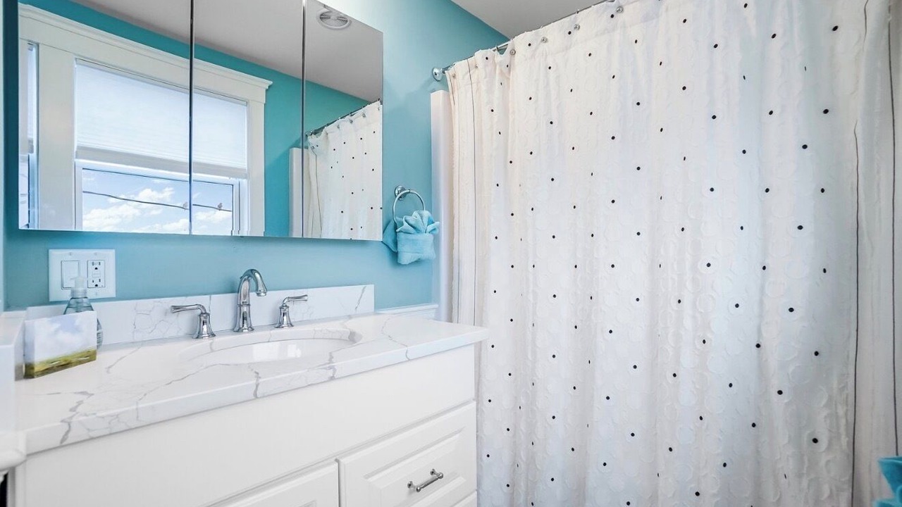 Photo of Bathroom in Sandwich