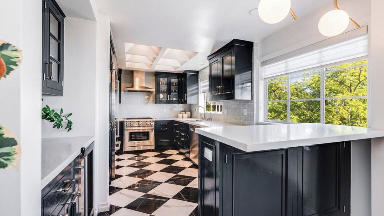 Photo of Kitchen in Hollywood Hills West