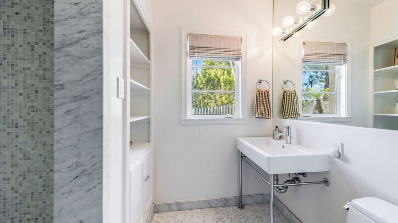 Photo of Bathroom in Hollywood Hills West