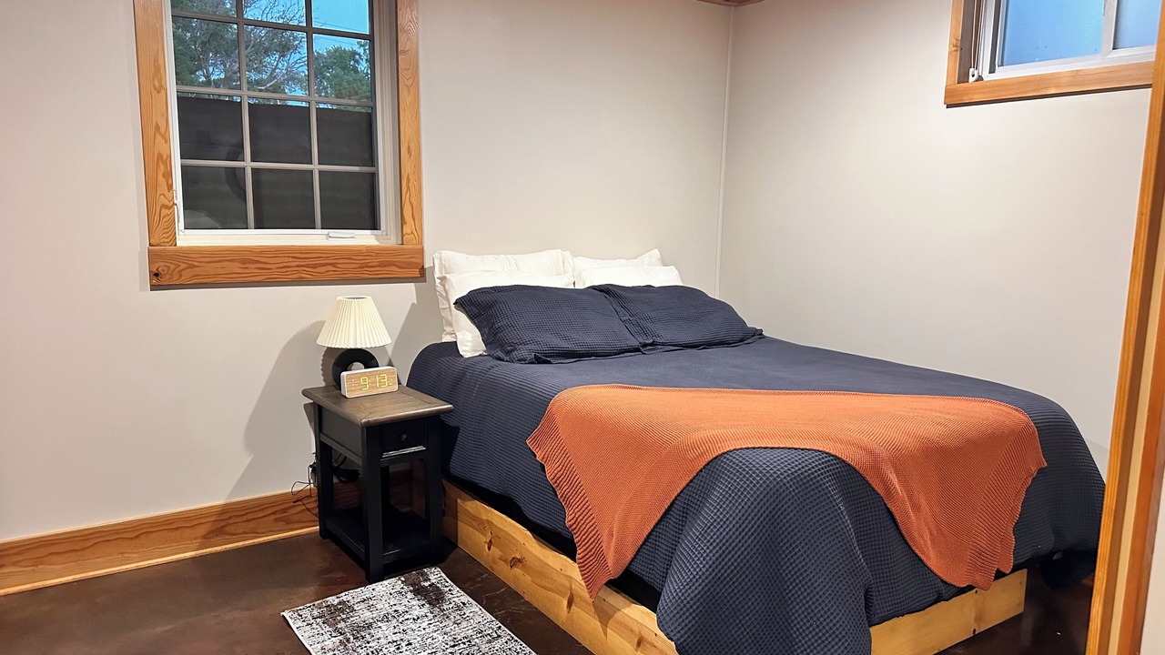Photo of Bedroom in Olivia