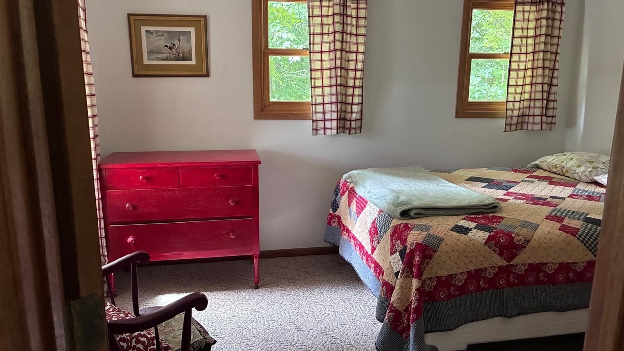 Photo of Bedroom in Breezy Point
