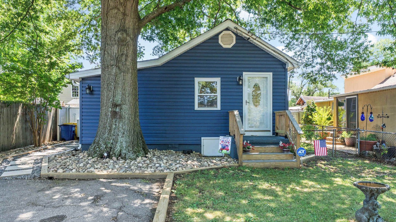 Photo of Outdoor in Edgewater