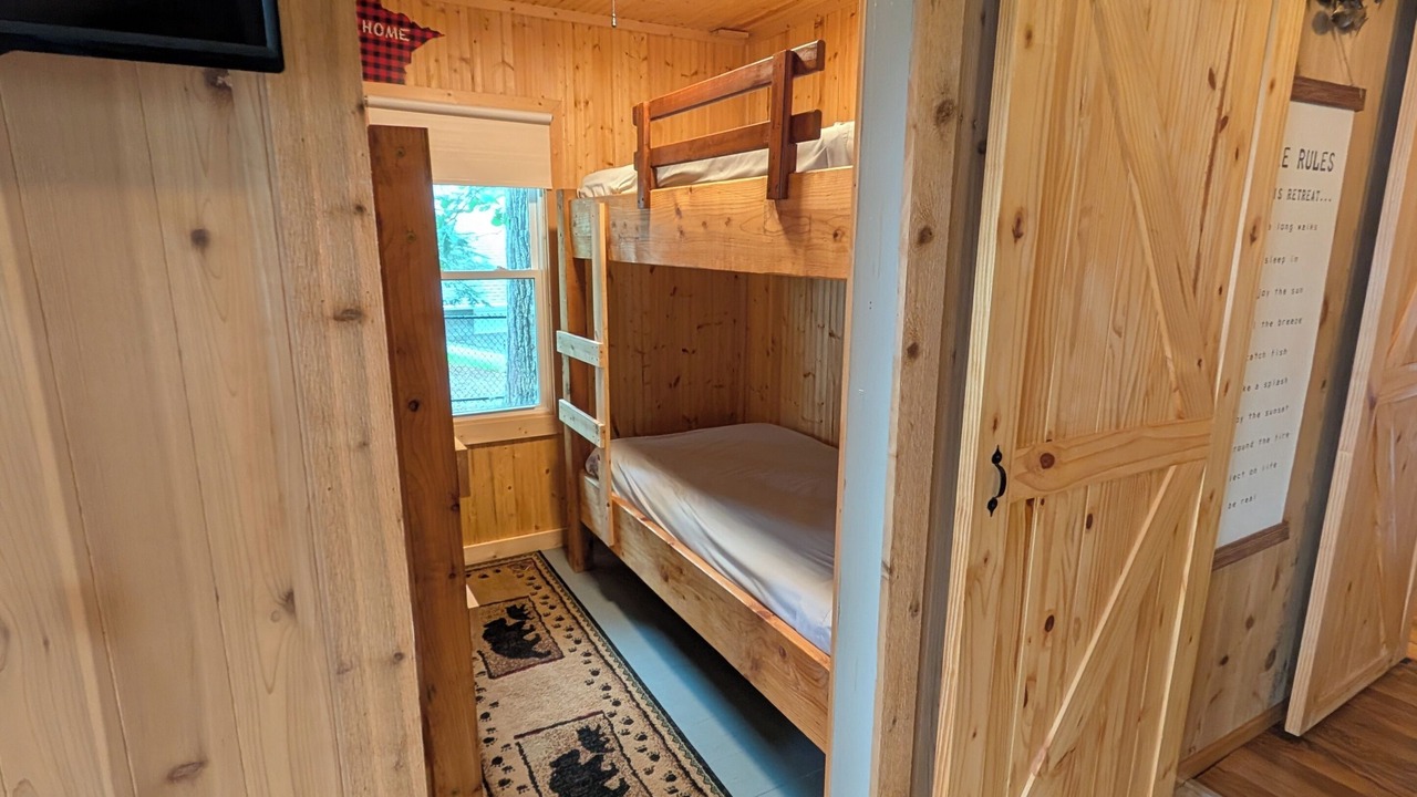 Photo of Bedroom in Walker