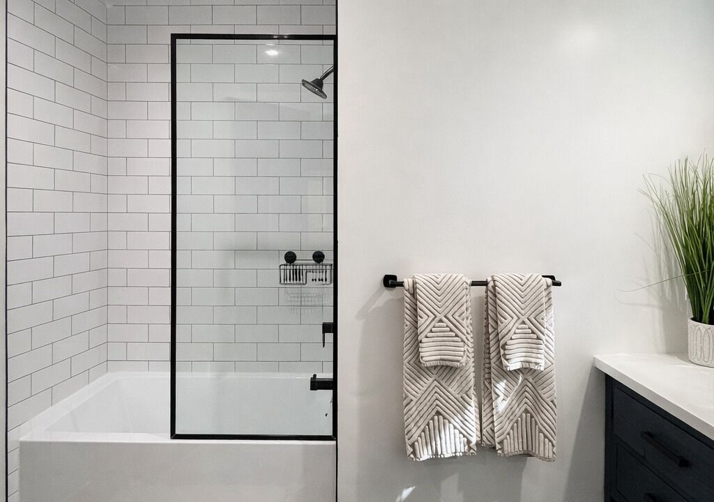 Photo of Bathroom in Woodland Hills